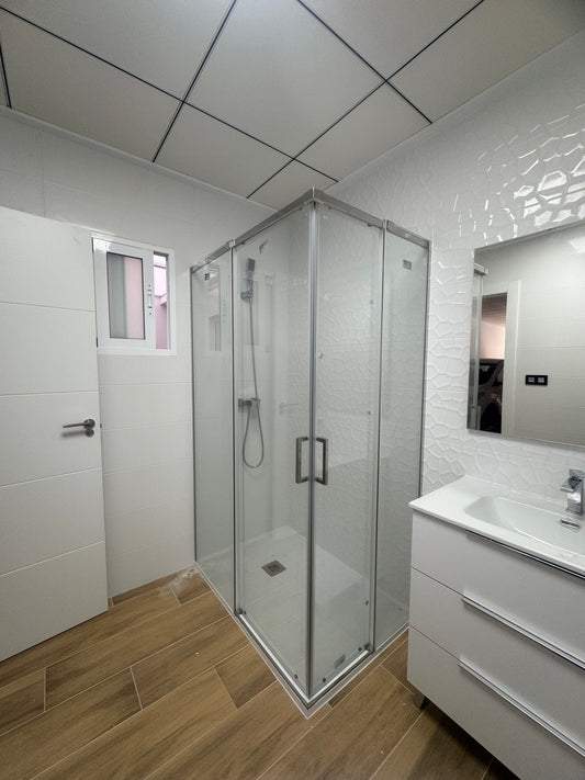 Mampara de ducha ENZO rectangular 2 fijos + 2 puertas correderas vidrio 6 mm. ACERO INOXIDABLE